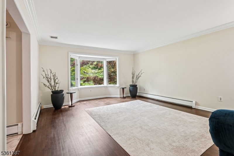 4 Shelter Cove Rd