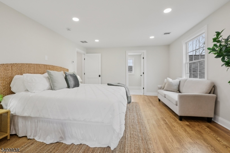 360 Cook Ave