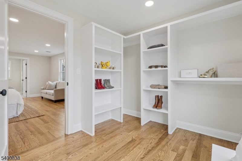 360 Cook Ave