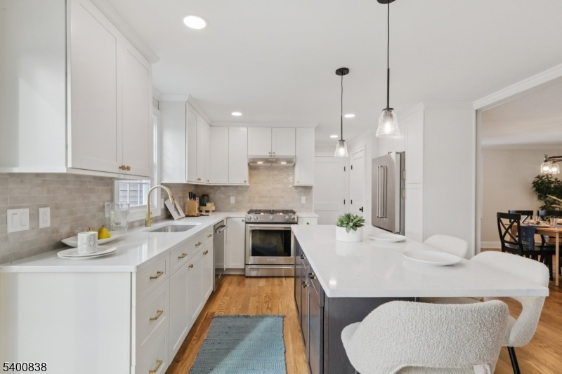 360 Cook Ave