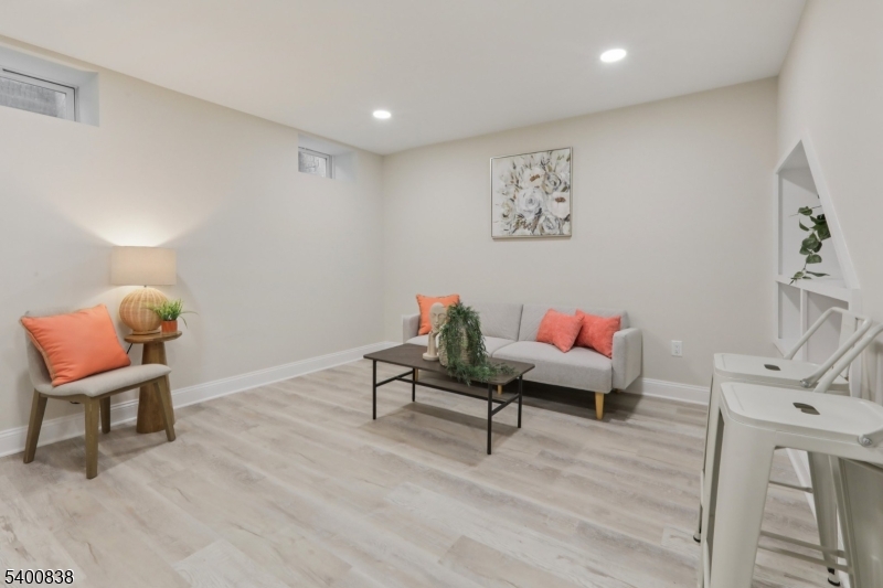 360 Cook Ave