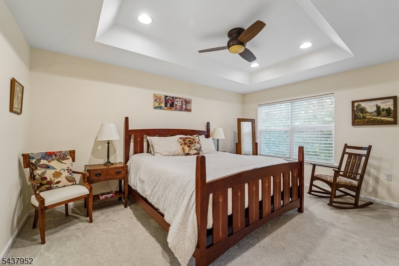 24 Pineview Dr