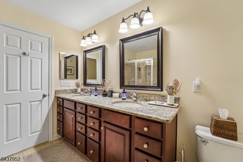 24 Pineview Dr