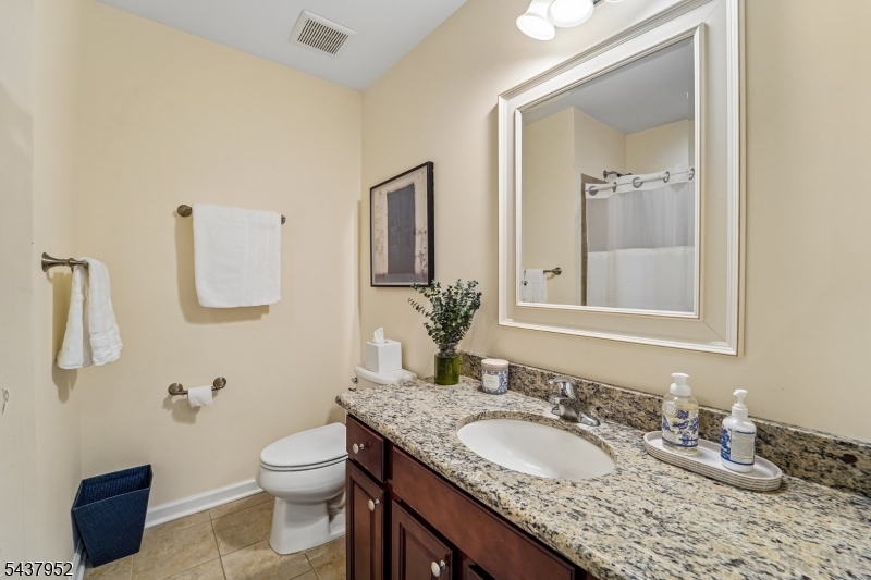 24 Pineview Dr