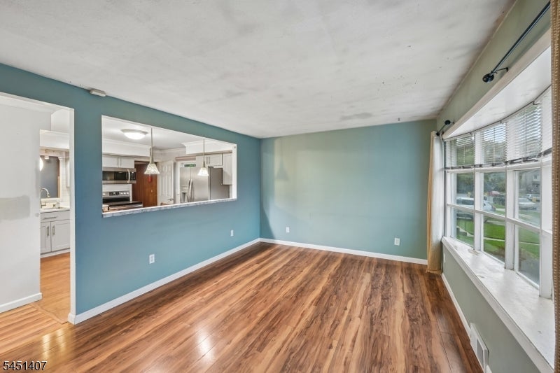 154 Marlboro Rd
