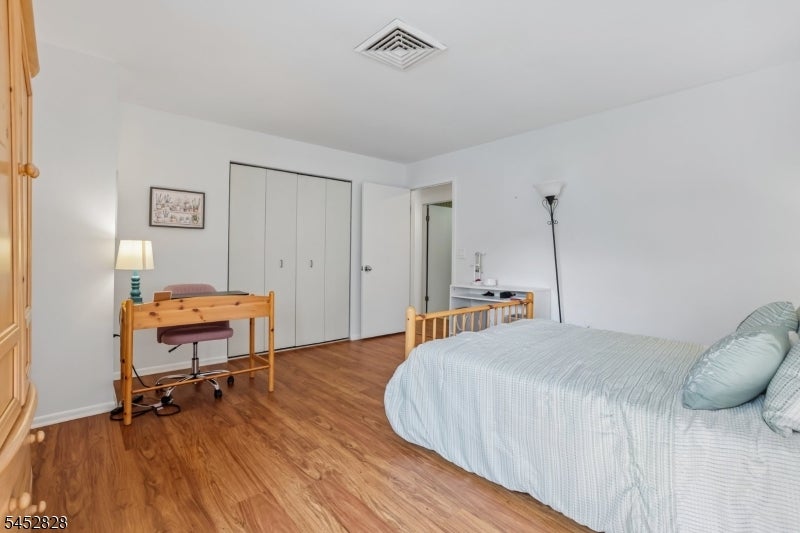37 Cerone Ct