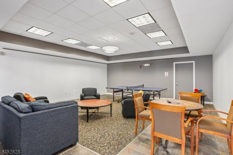 37 Cerone Ct