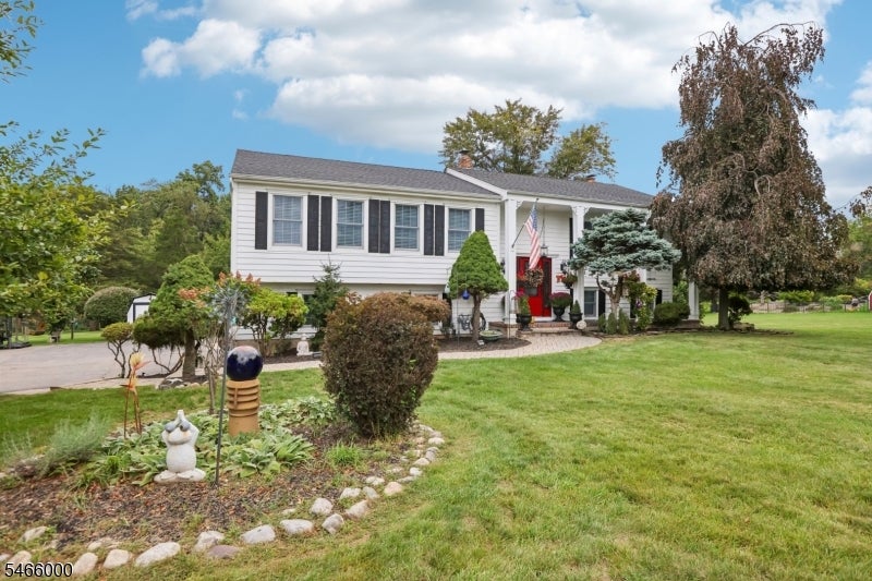 7 Weavers Ln
