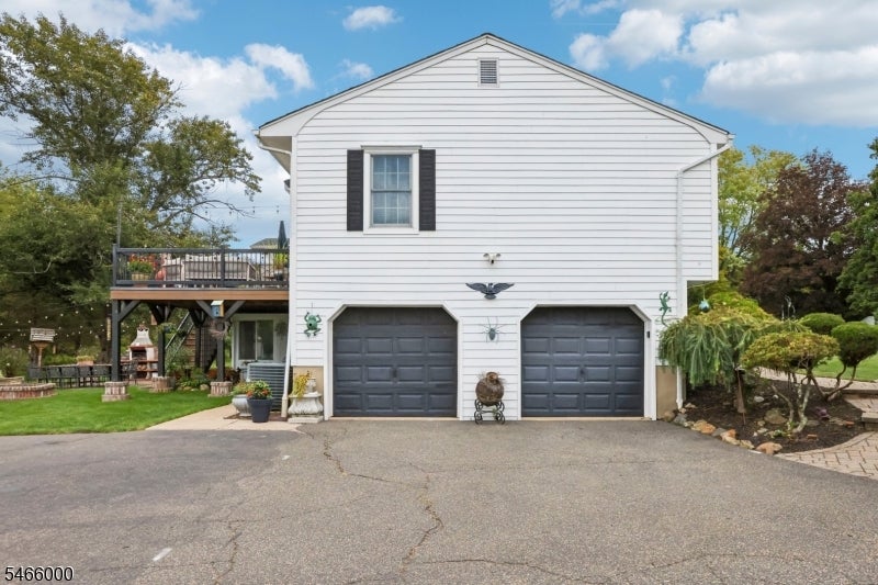 7 Weavers Ln