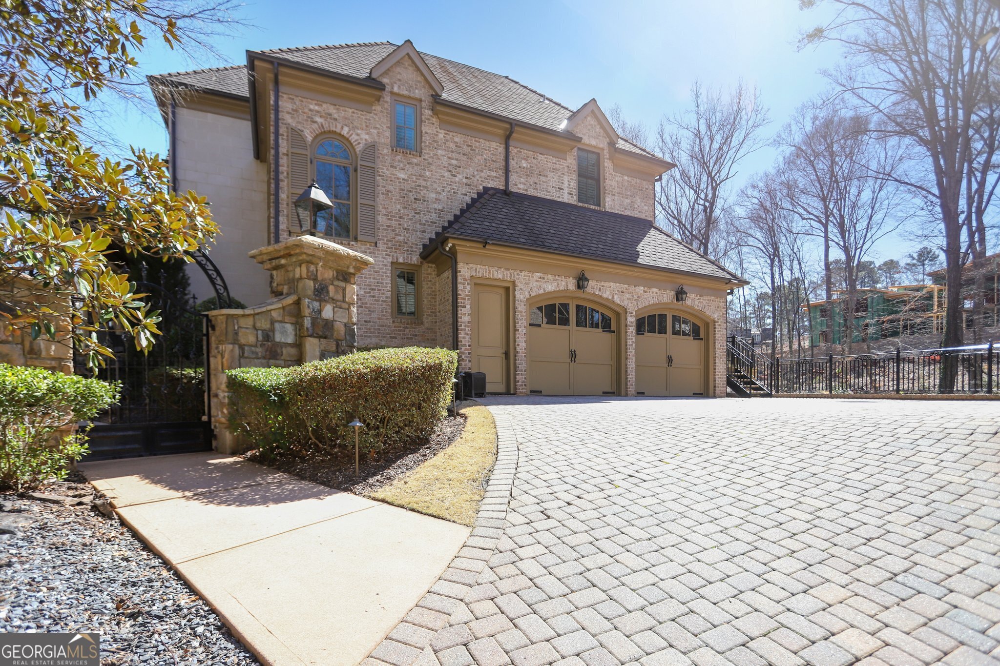 440 Belada Boulevard