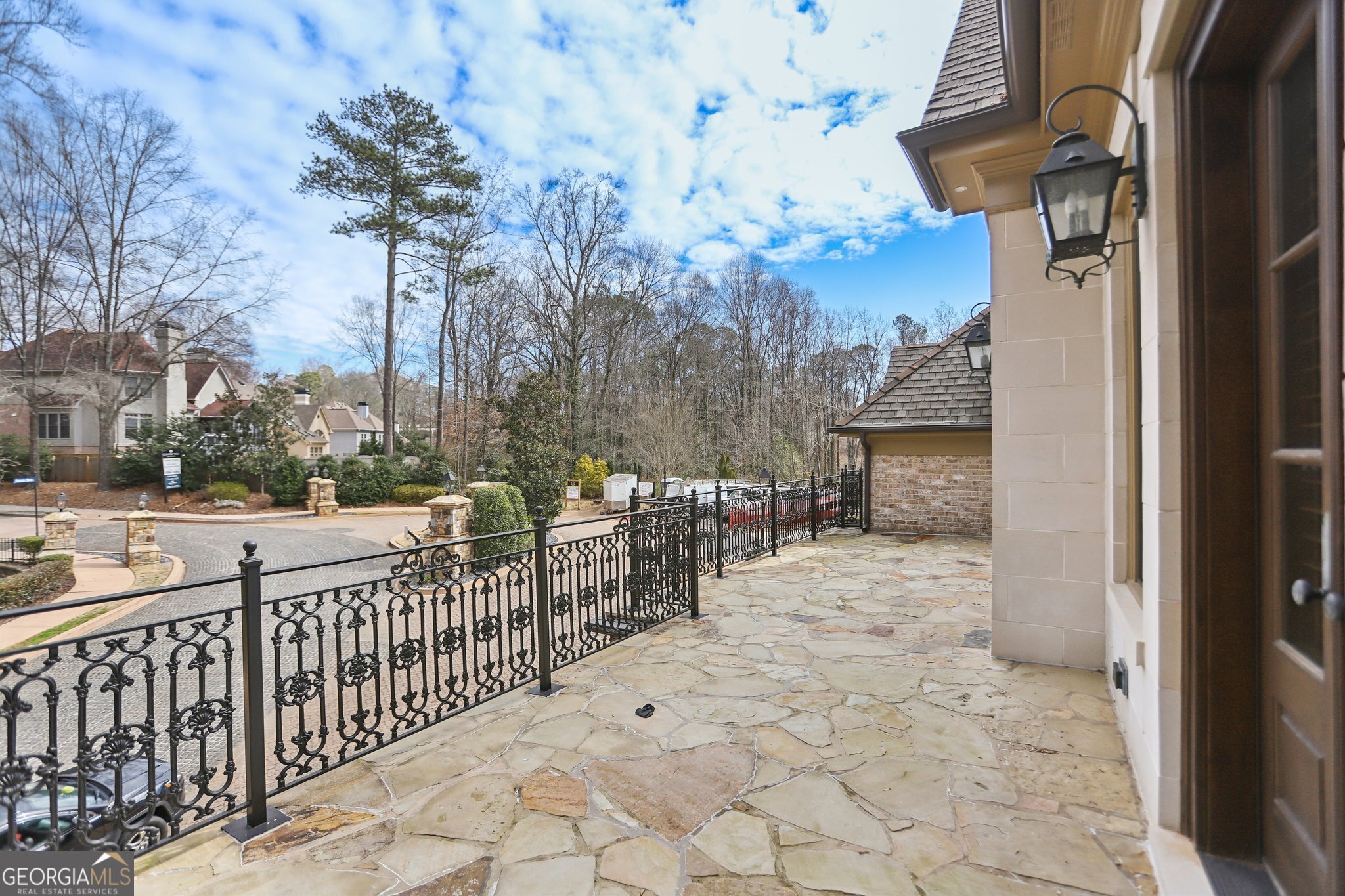 440 Belada Boulevard
