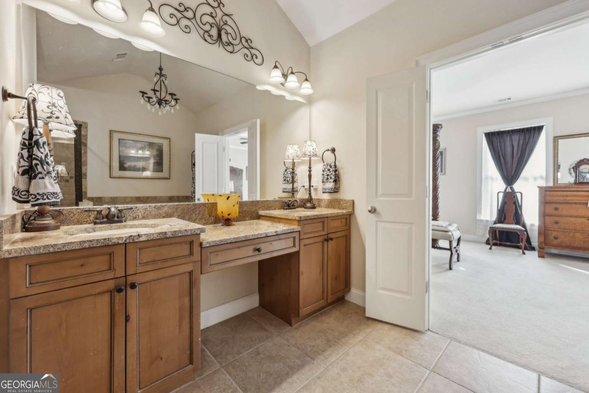 3484 Vintage Circle SE