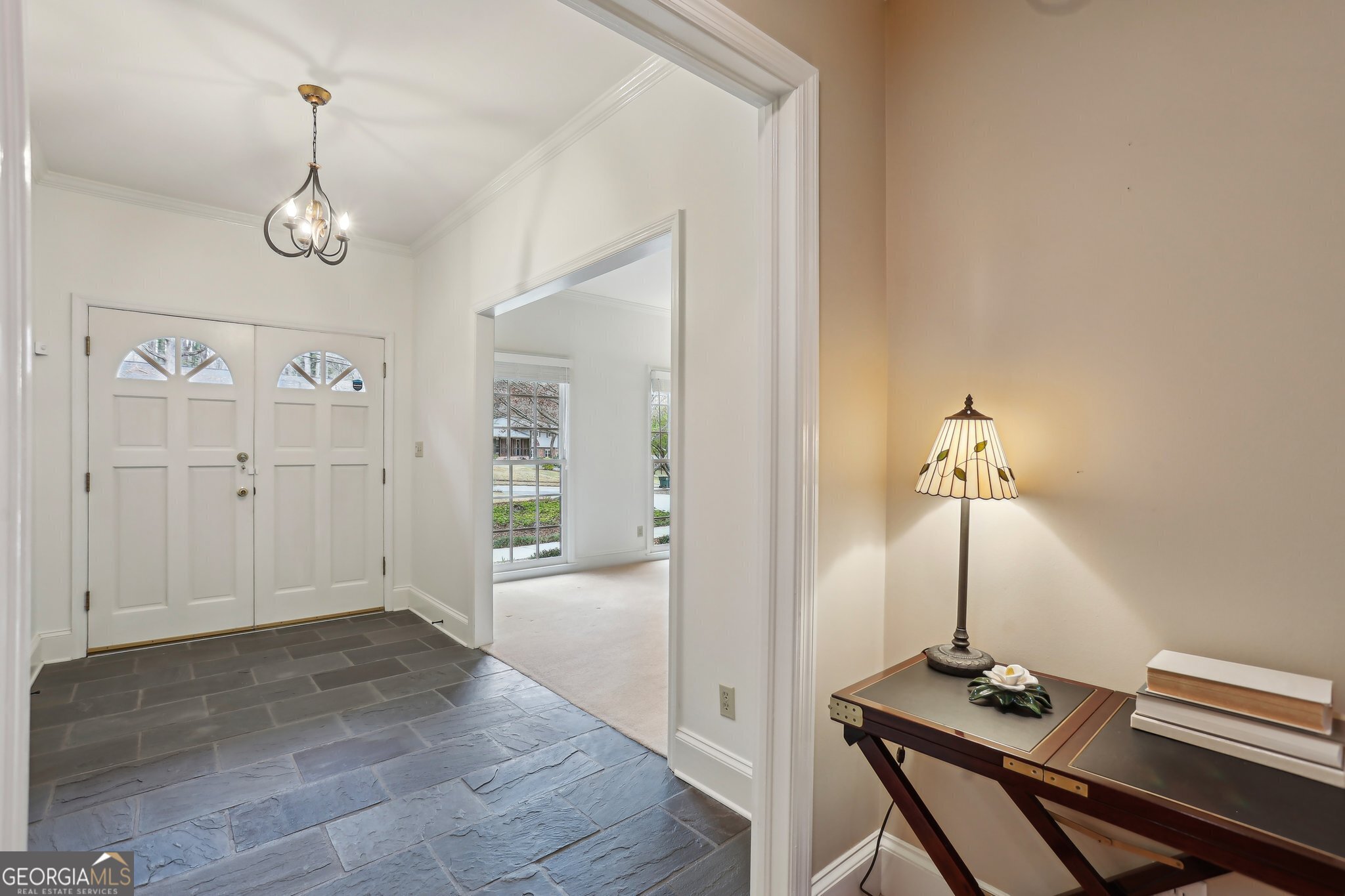 185 W Spalding Drive