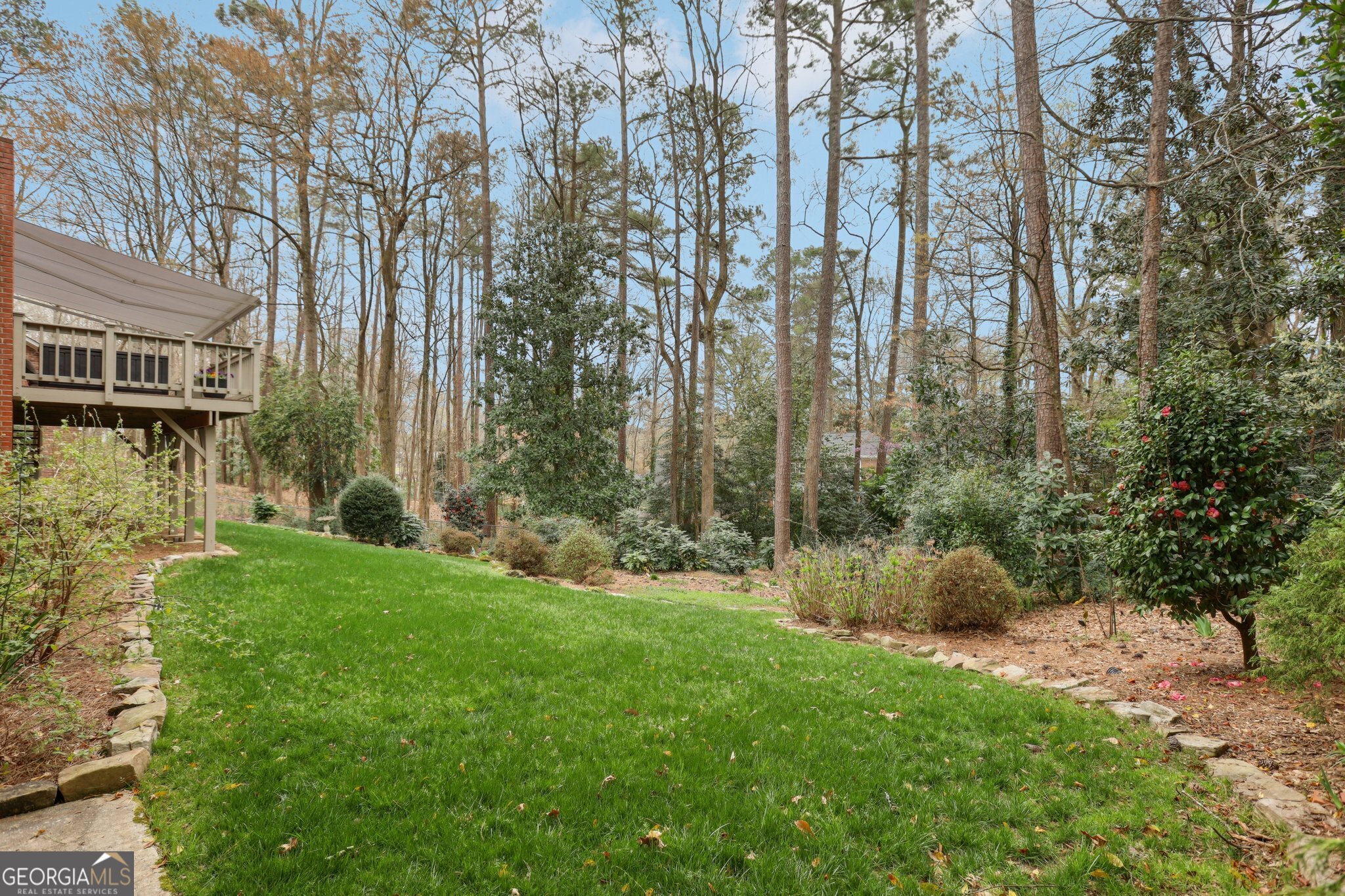 185 W Spalding Drive