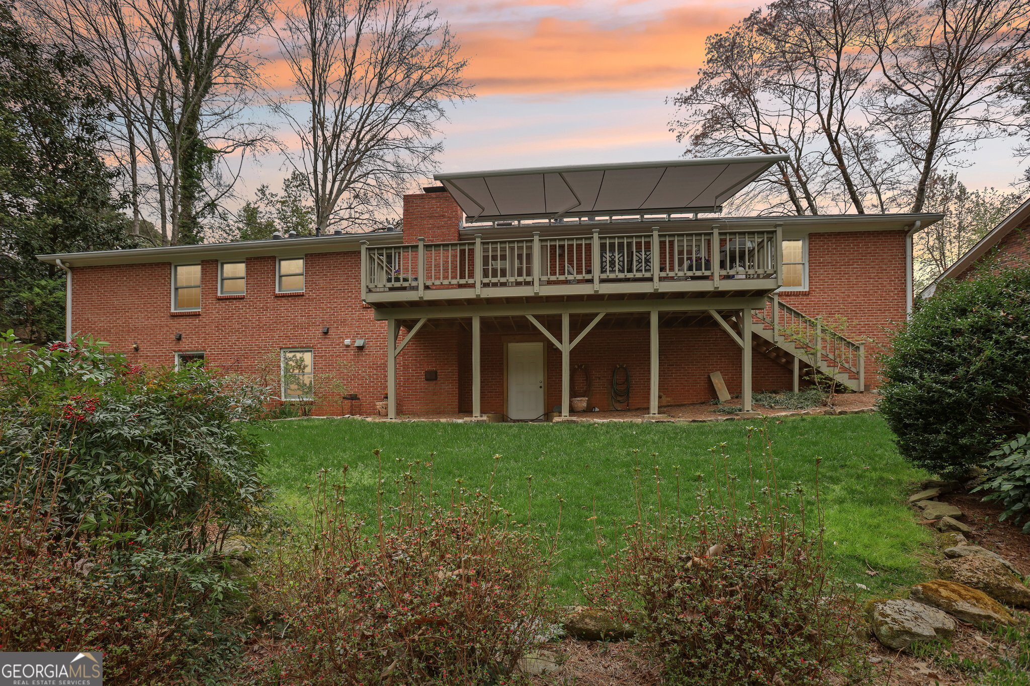 185 W Spalding Drive