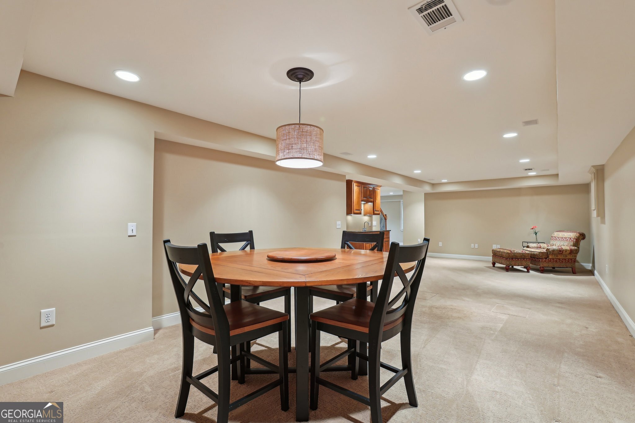 185 W Spalding Drive