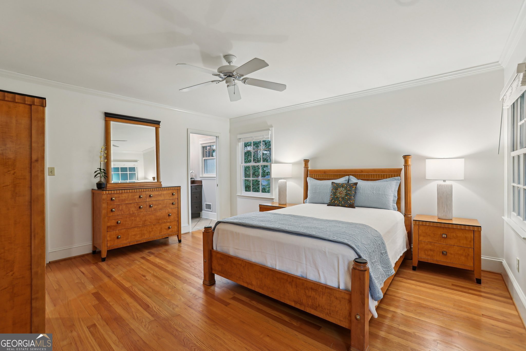 185 W Spalding Drive