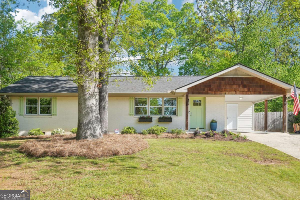 1137 Oakdale Drive SE