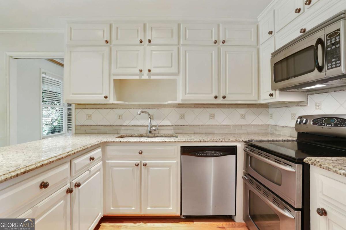 4948 Windhaven Court