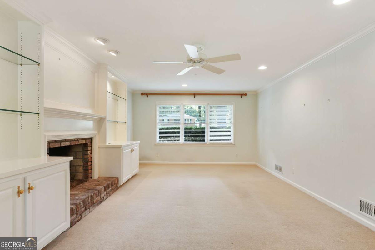 4948 Windhaven Court