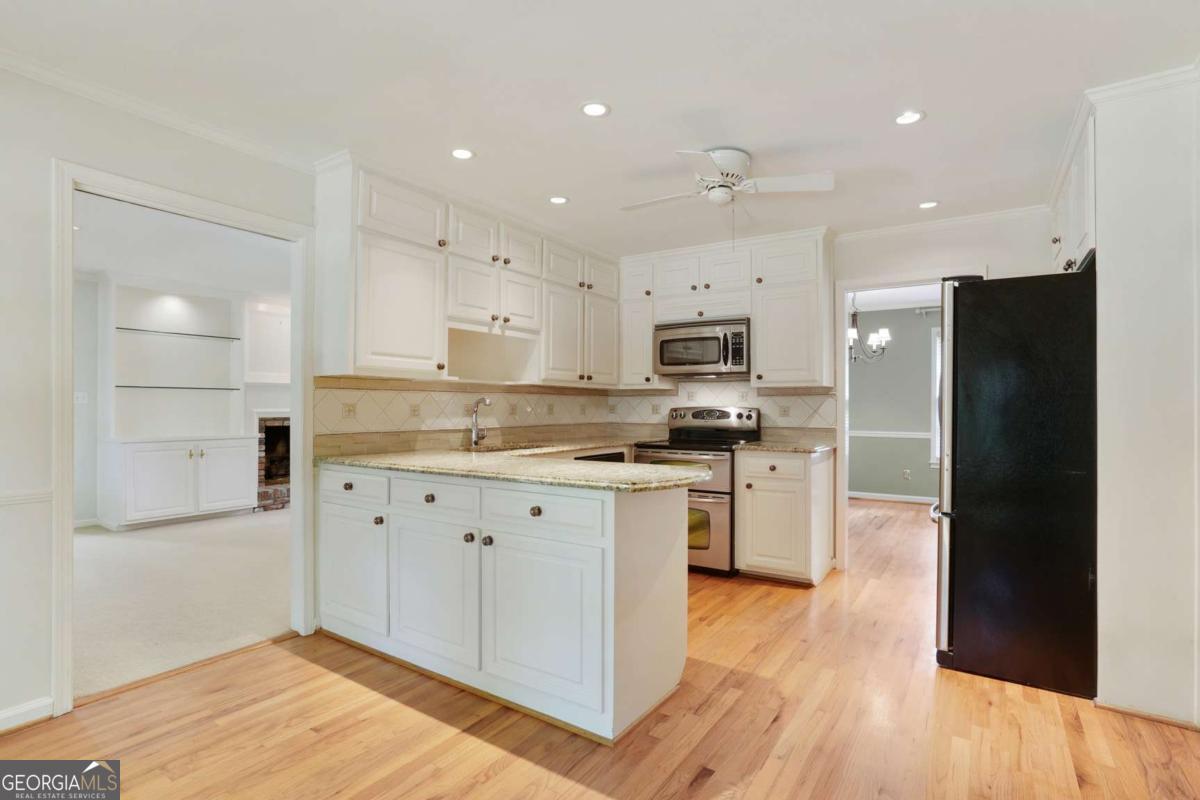 4948 Windhaven Court