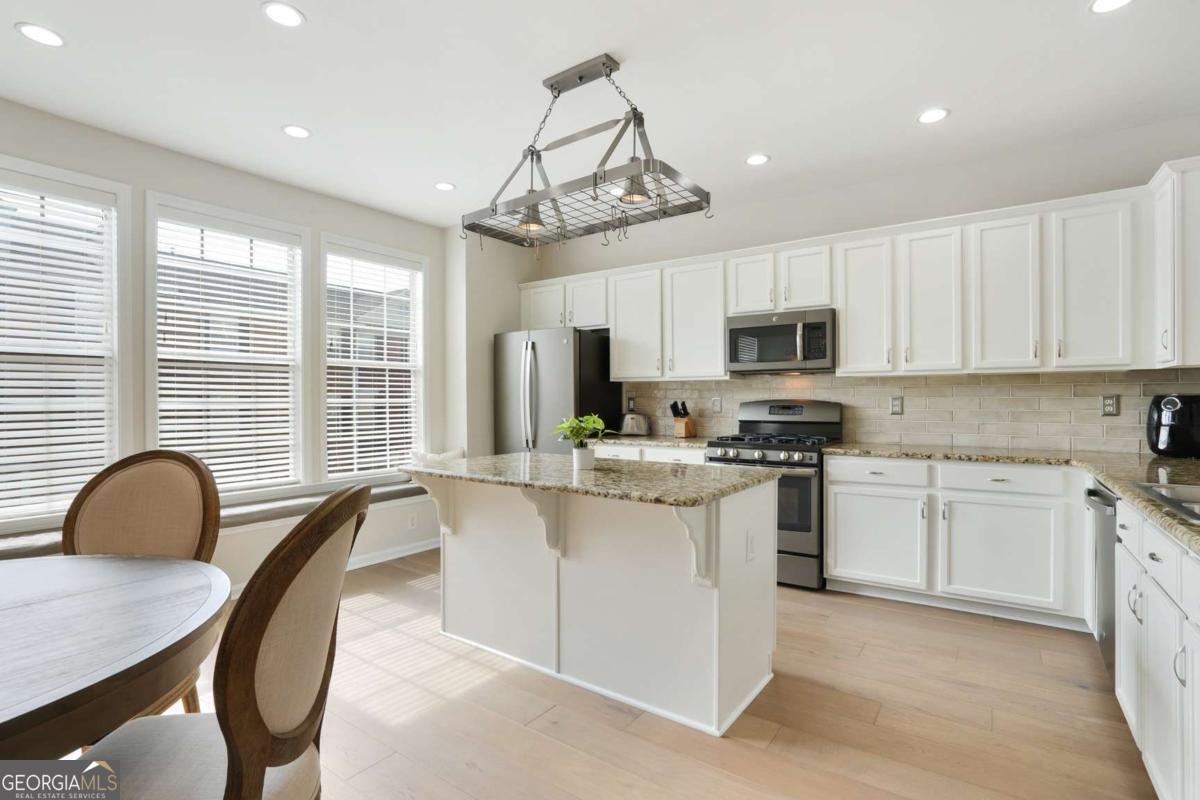 3511 Chattahoochee Summit Lane SE