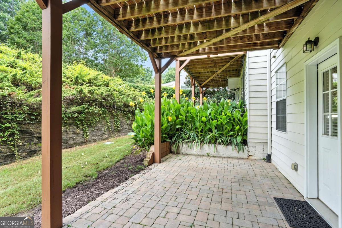 3511 Chattahoochee Summit Lane SE