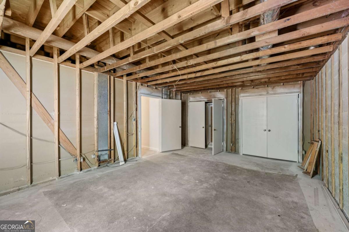 7080 Riverside Drive