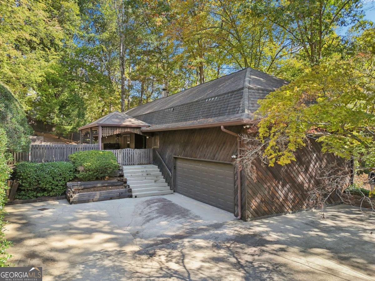 7080 Riverside Drive