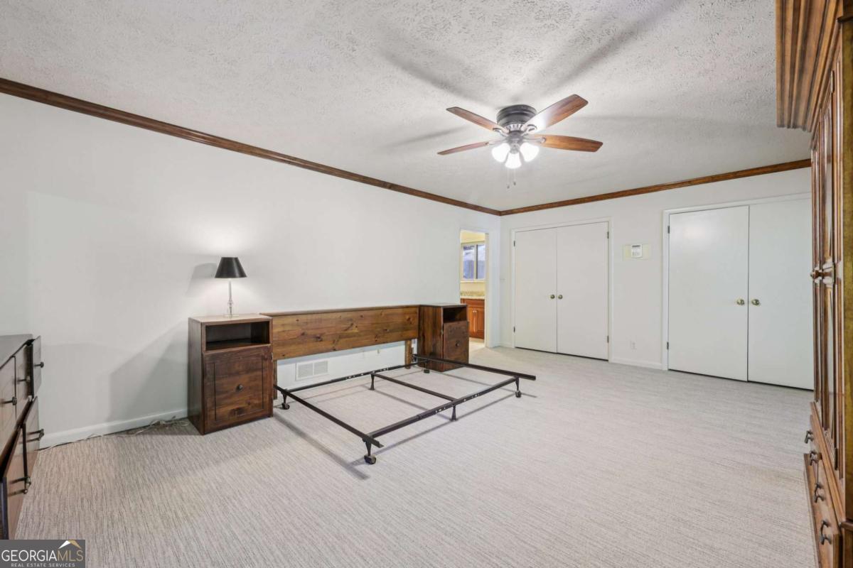 7080 Riverside Drive