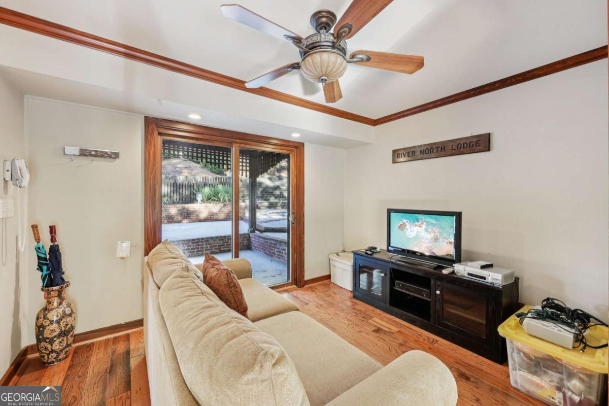 7080 Riverside Drive