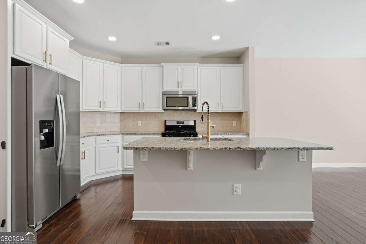 1221 Lavista Road NE