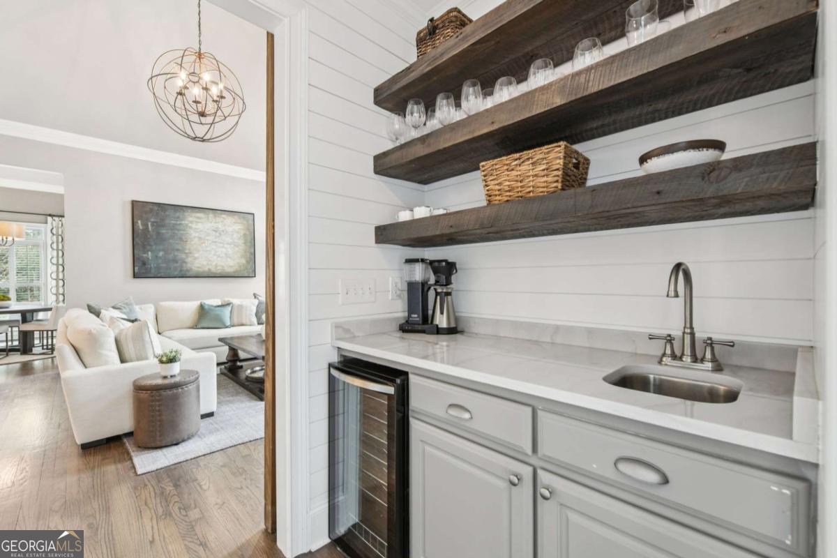 1135 Ascott Valley Drive