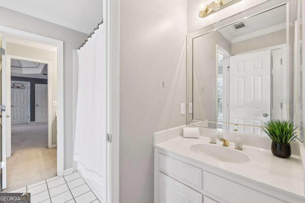 1135 Ascott Valley Drive