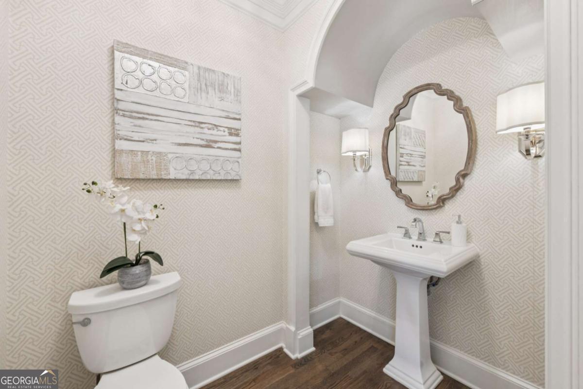 1135 Ascott Valley Drive