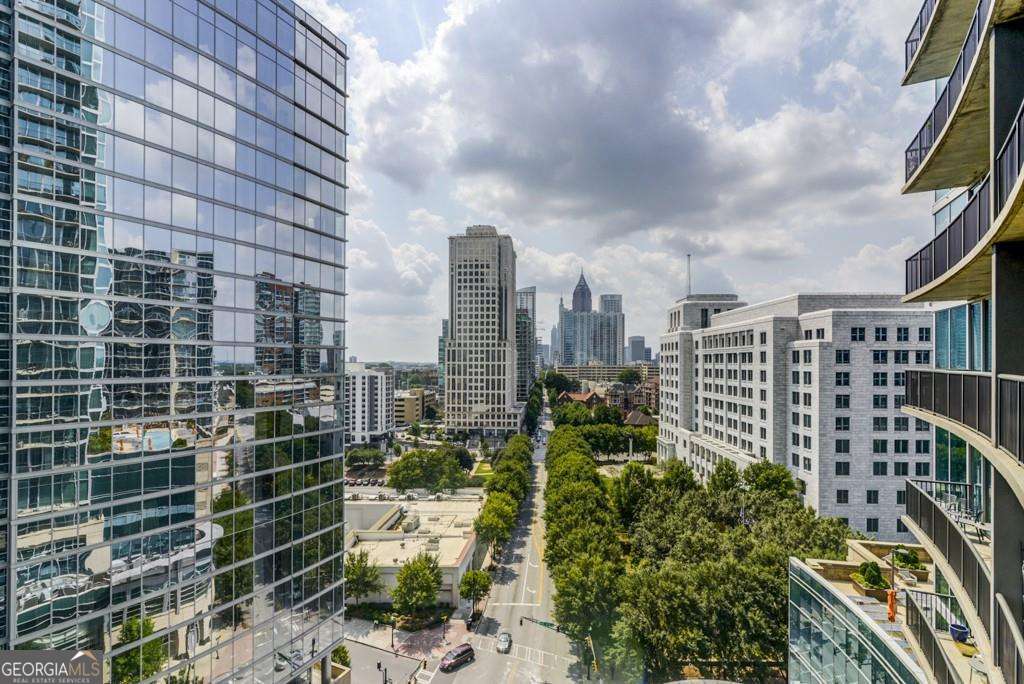 1080 Peachtree Street NE # 604