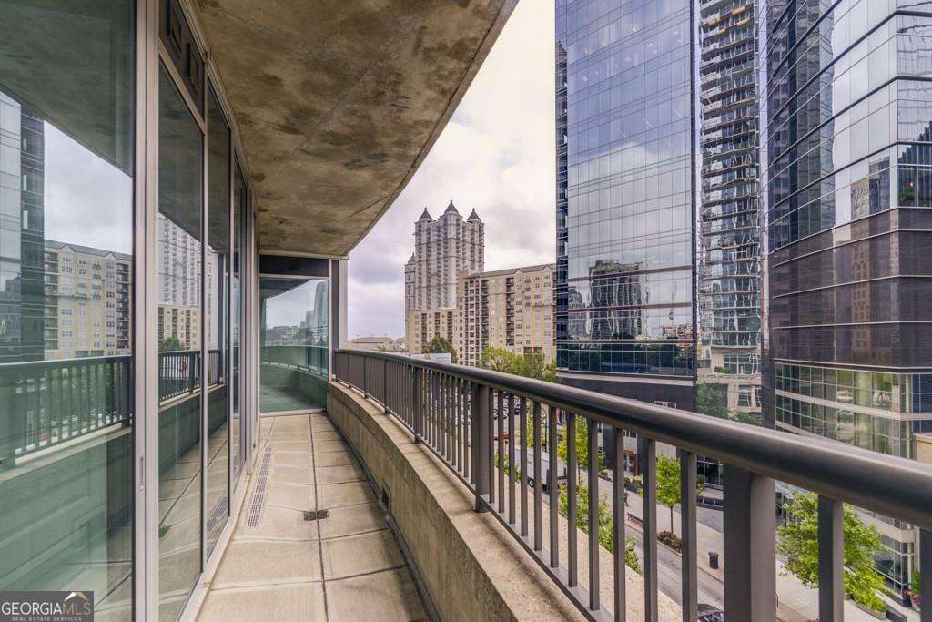 1080 Peachtree Street NE # 604