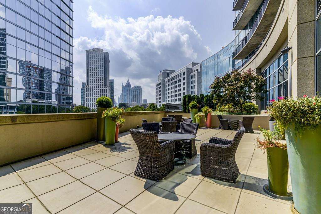 1080 Peachtree Street NE # 604
