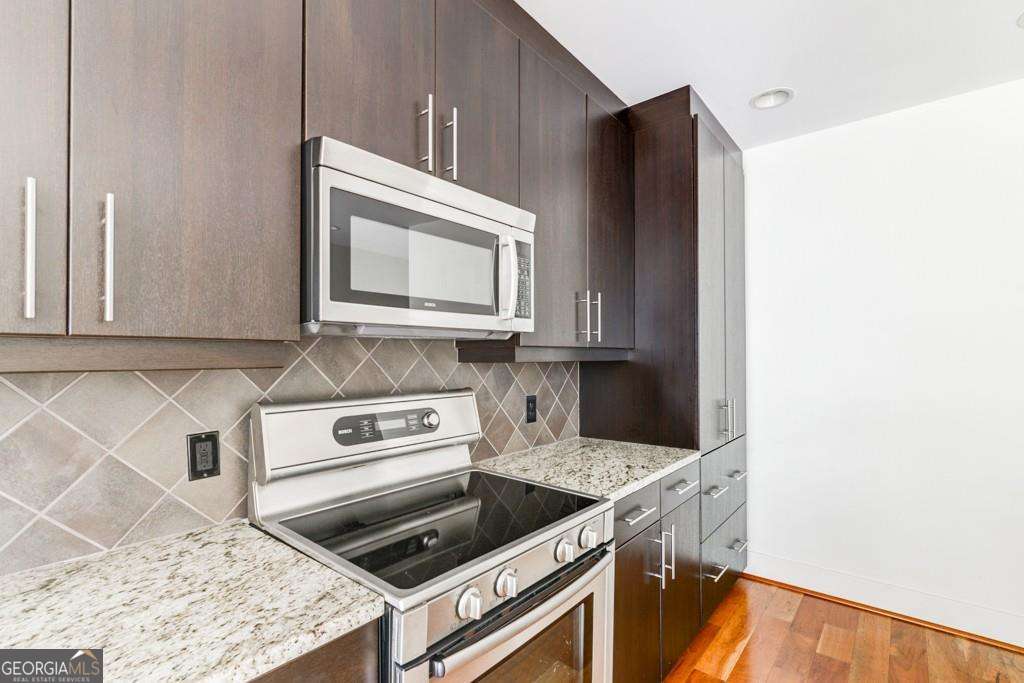 1080 Peachtree Street NE # 604