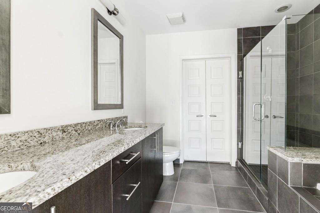 1080 Peachtree Street NE # 604