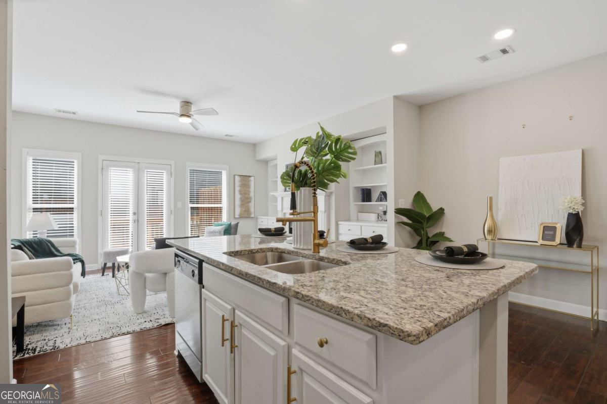 1221 Lavista Road NE