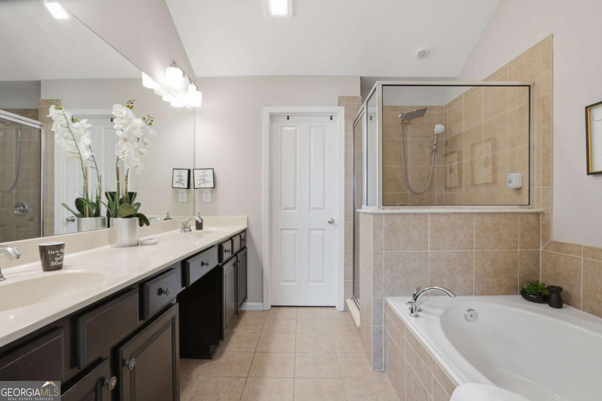 1221 Lavista Road NE