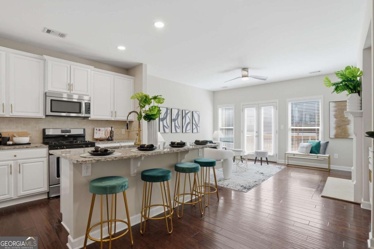 1221 Lavista Road NE