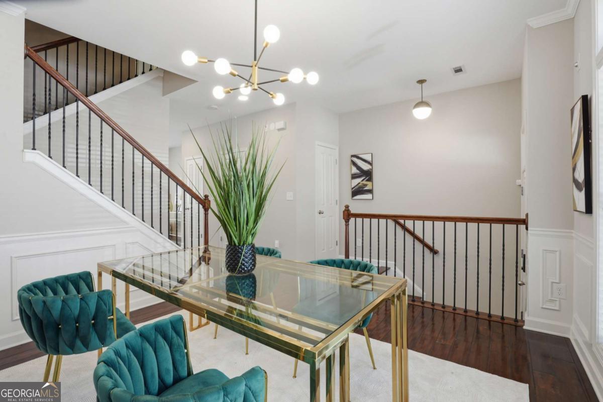 1221 Lavista Road NE