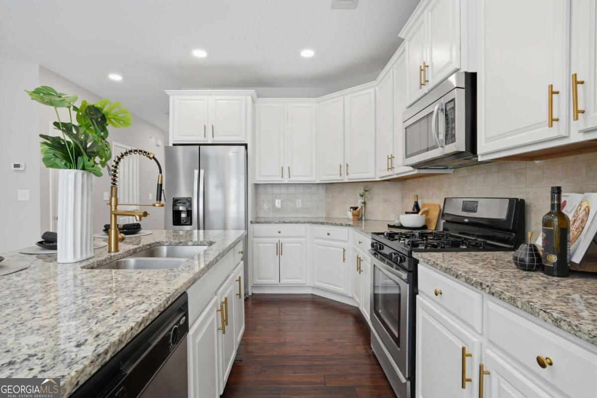 1221 Lavista Road NE