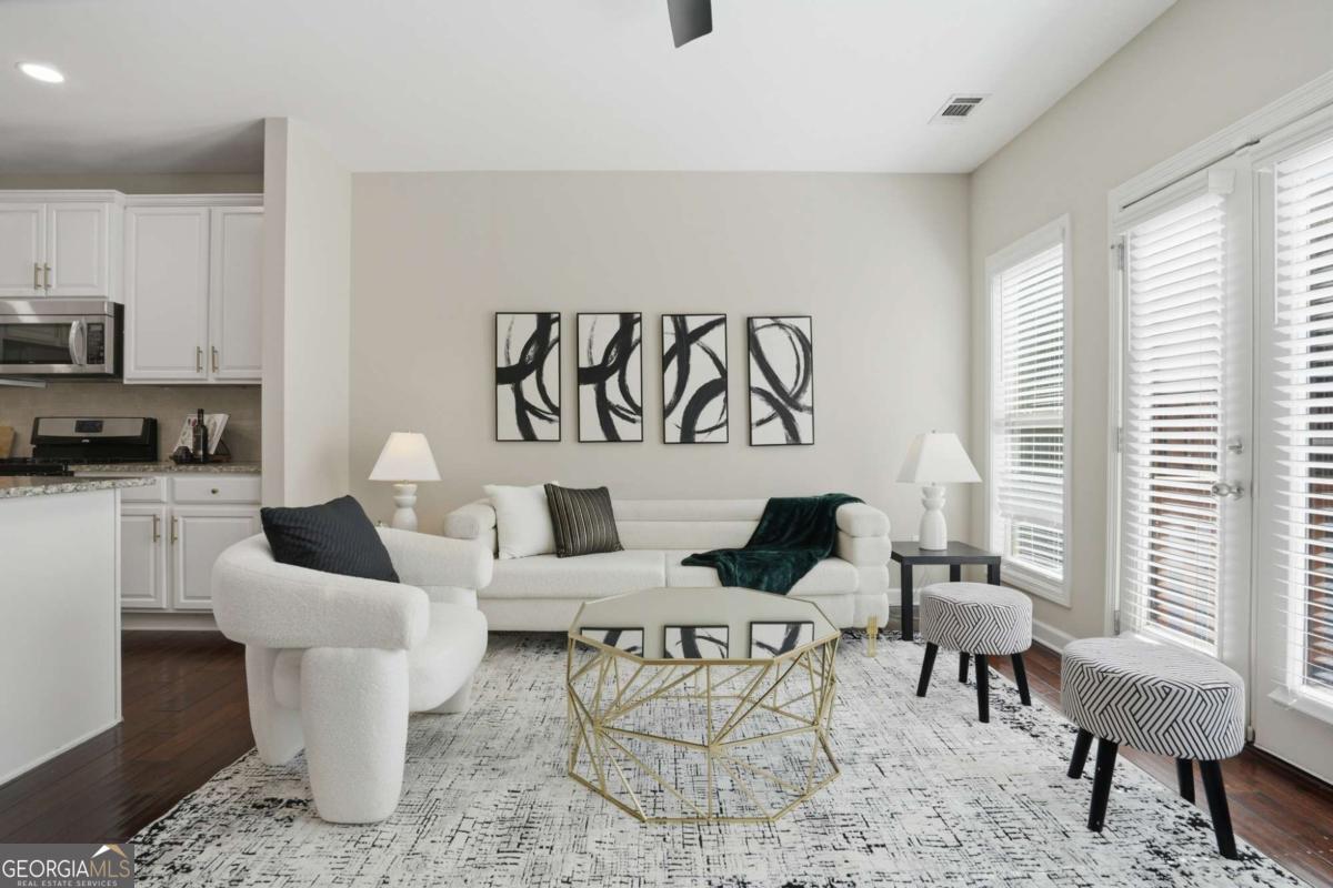 1221 Lavista Road NE