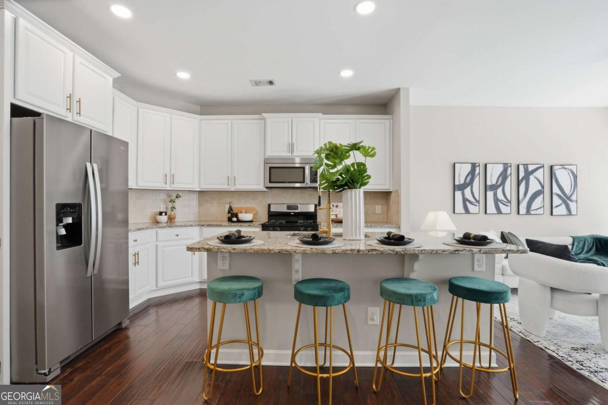 1221 Lavista Road NE