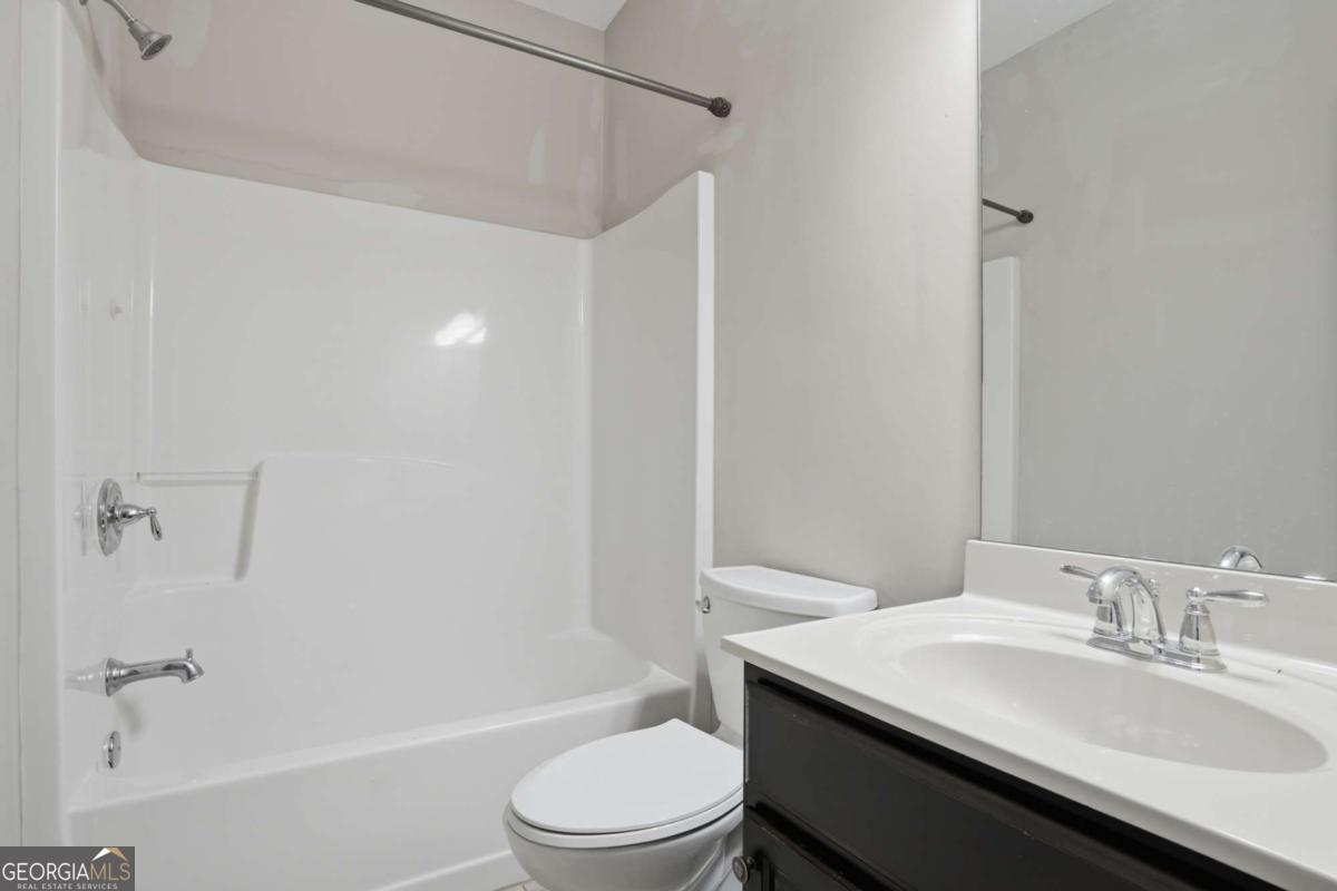 1221 Lavista Road NE