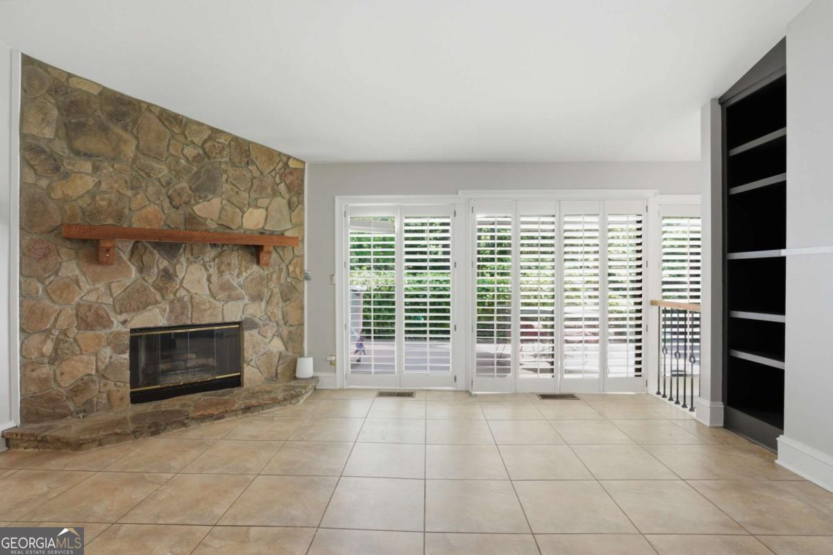 1180 Saint Andrews Circle