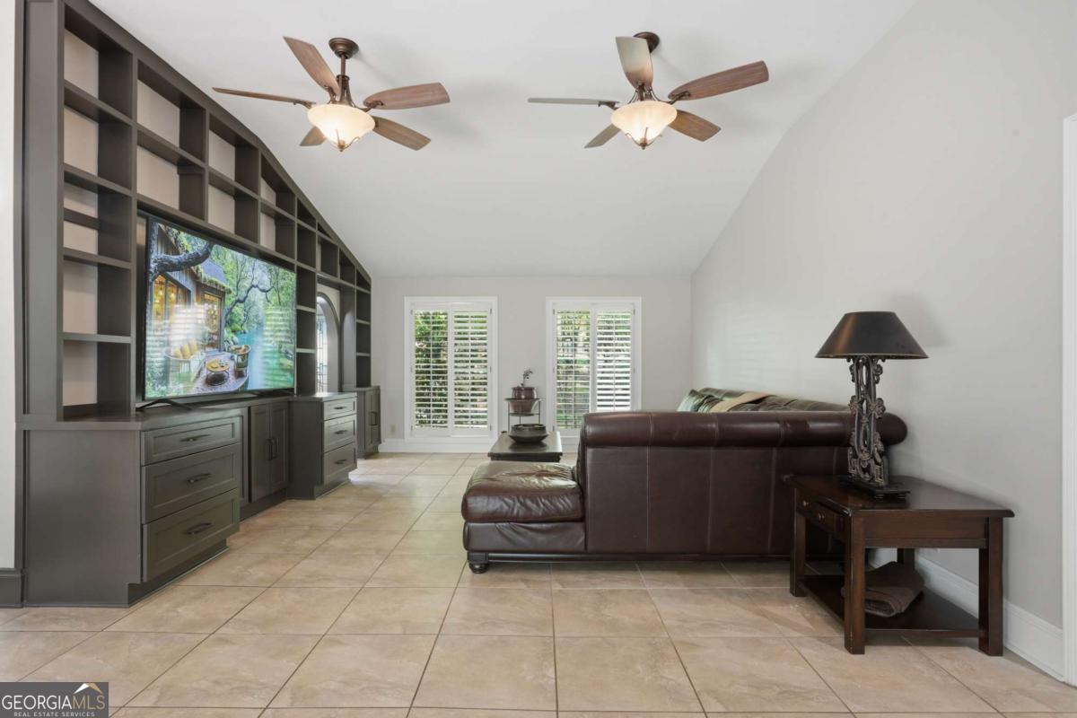 1180 Saint Andrews Circle